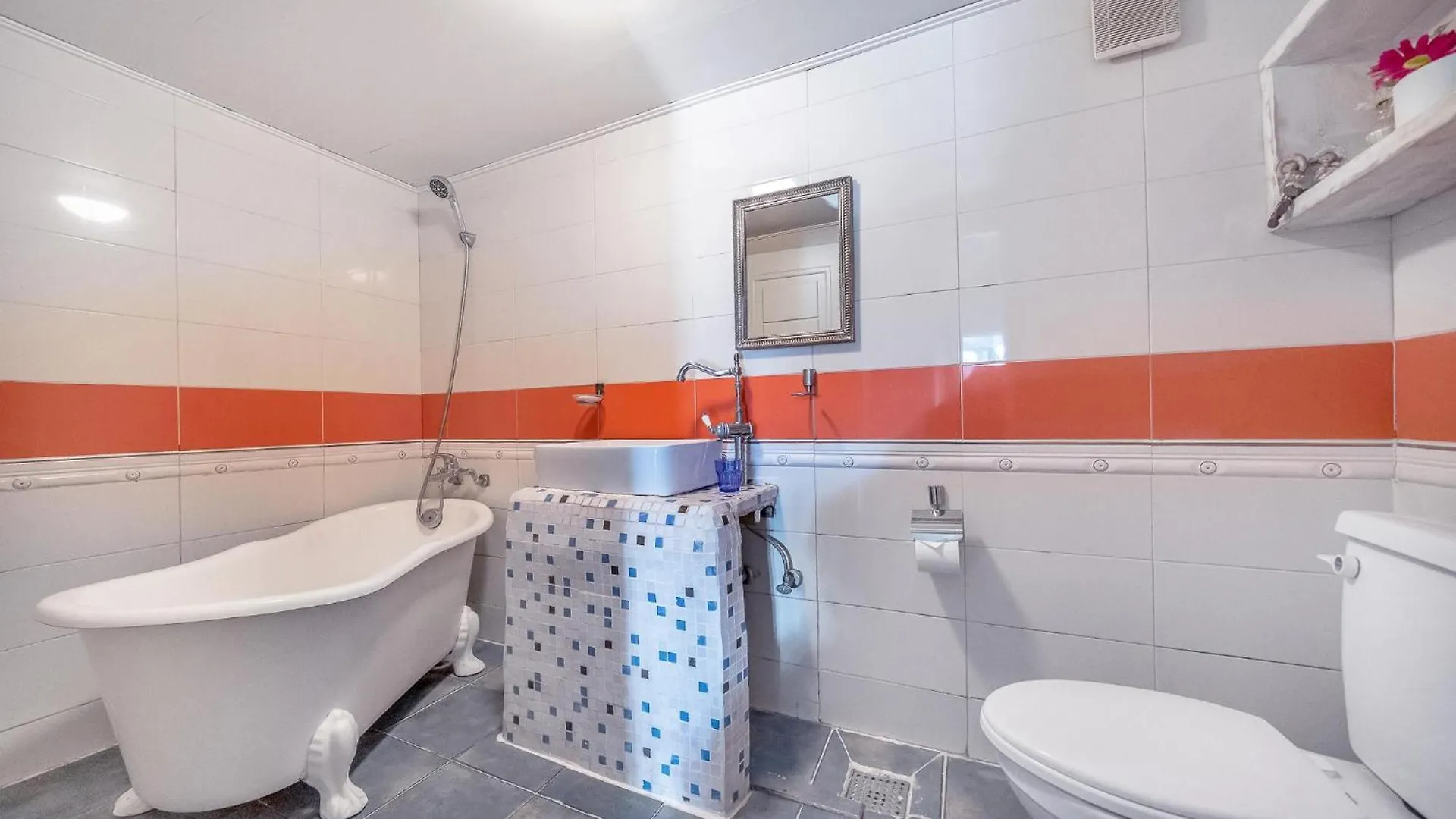 Ganghwa Vintage Box Pension Incheon Holiday home